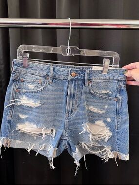 American Eagle Outfitters Low rise Tomgirl Cutoff Shorts